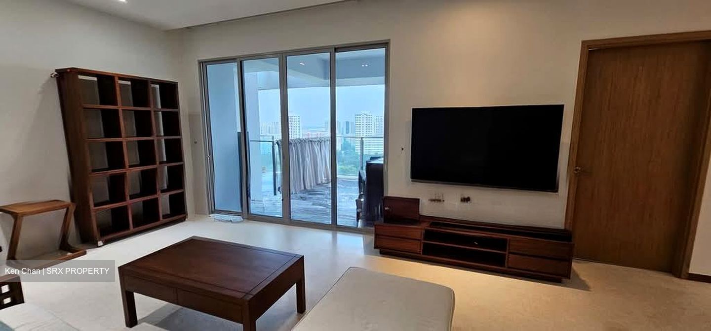 Clover By The Park (D20), Condominium #578645061